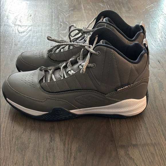 AND1 Men’s High-Top Streetball Basketball Shoes - Men’s Size 13. - Picture 2 of 6